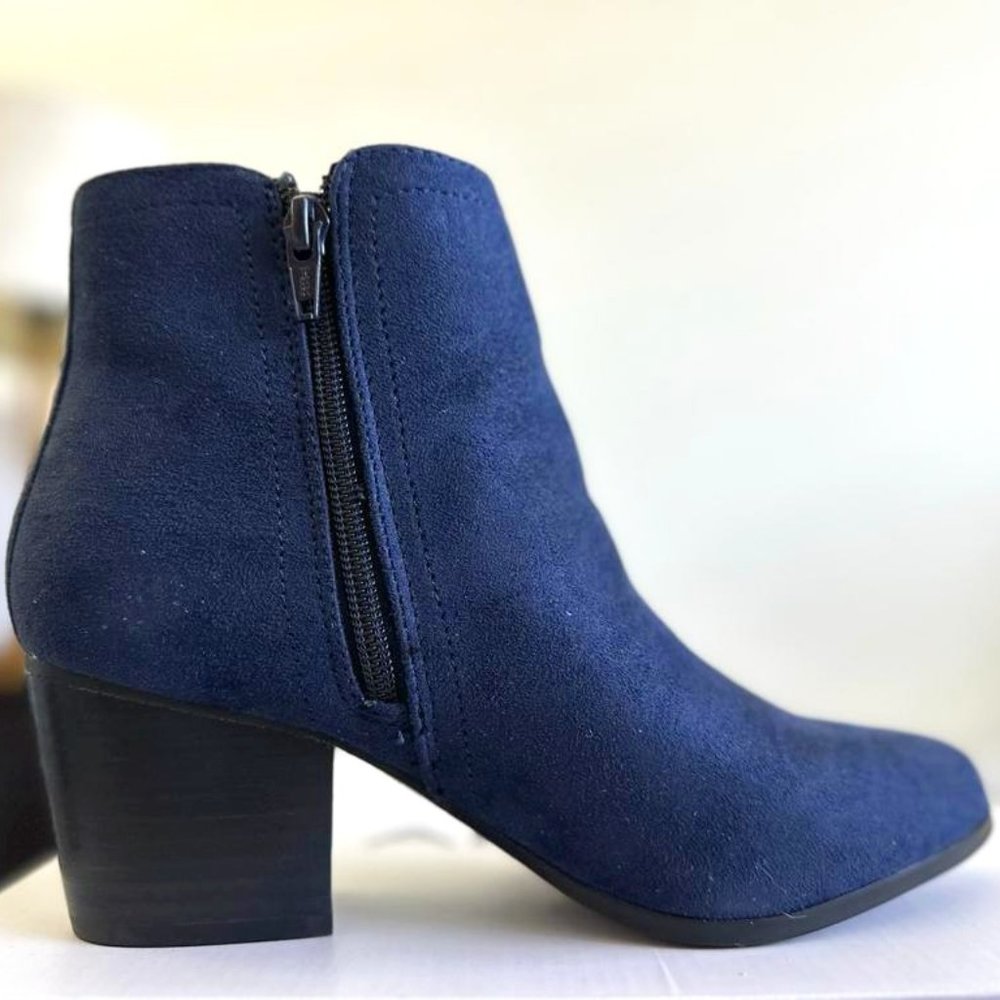 ALDO Women blue suede boots/booties